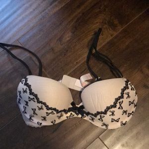 Victoria secrets lift bra underwire